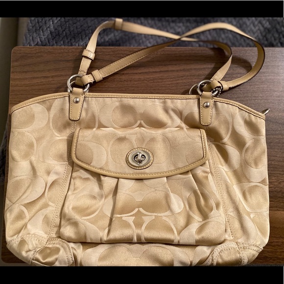 Coach Handbags - Coach purse Coach Handbags - Coach purse